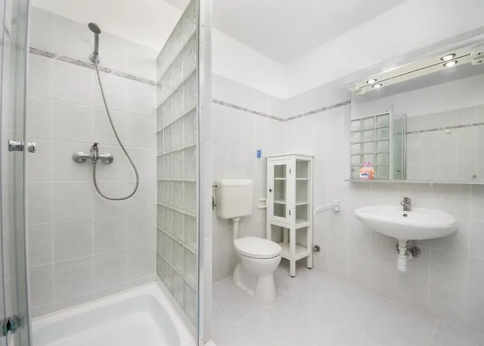 Familia 100/2 شقة Balatonmáriafürdő